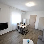 4you Apartment *